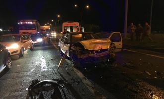 Trafik ışıklarında zincirleme kaza.......