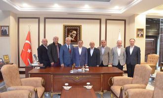 TSO BAŞKANI ATEŞ’TEN ISPARTA BELEDİYESİ VE ISPARTA TSO’YA ZİYARET