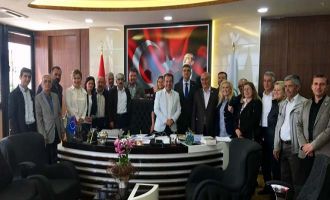 Umut Oran: 'İstanbullu, Binali Yıldırım’ı 23 Haziran’da emekli edecek'