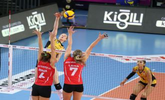 VakıfBank, Bolu Belediyespor'u 3-0 mağlup etti