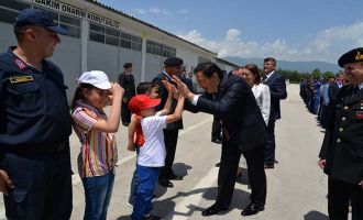 Vali Ümit ramazan bayramının ilk gününde bir çok kurumu ziyaret etti 