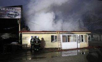 Yangın akaryakıt deposuna ulaşmadan kontrol altına alındı
