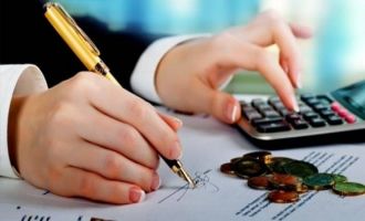 'Yapılandırma ve hurda araç teşviki nefes aldırır'