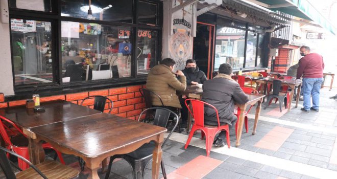 Vaka sayılarının artışı, kafelerde kapanma korkusu yaşattı