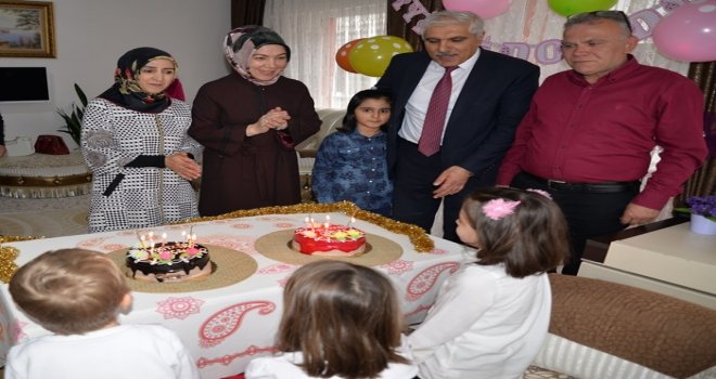 Vali Ahmet Ümit’in Eşi Şengül Ümit’ten Doğum Günü Sürprizi 