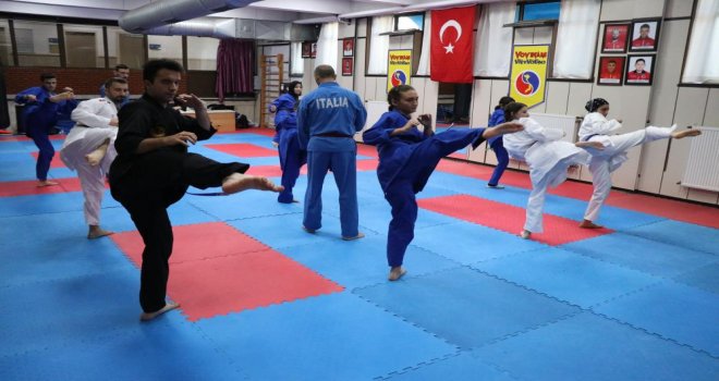 Vietnam'da doğan vovinam sporunu Türkiye’ye getirdiler