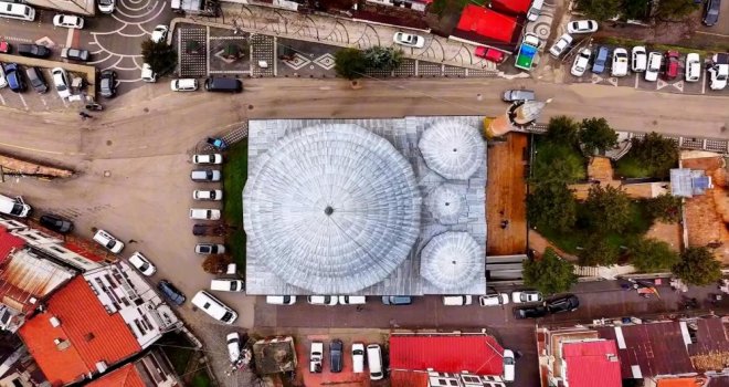 Yaklaşık 20 metrelik kubbesiyle asırlara meydan okuyor……..