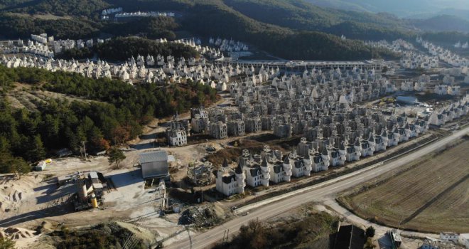Yapımı çok konuşulmuştu, o evlerle ilgili yeni gelişme
