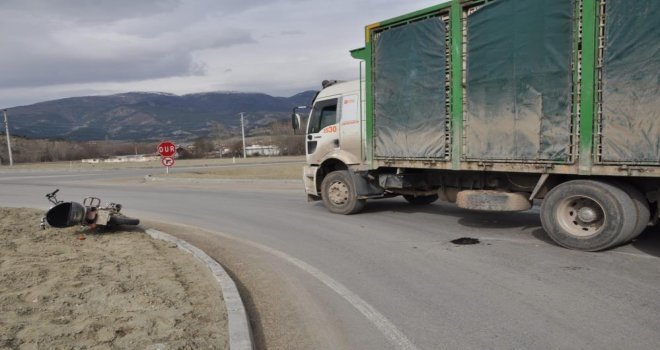 Yeni yapılan kavşakta ilk kaza: 1 yaralı