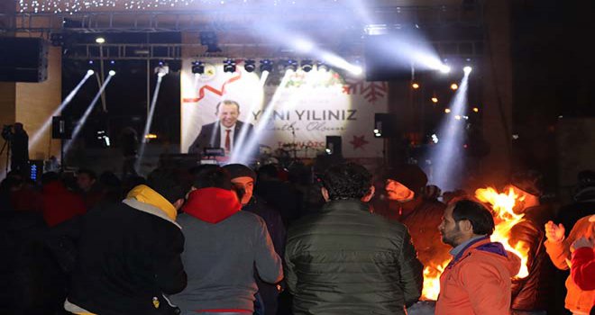 Yeni yıl coşkusu her yeri sardı 
