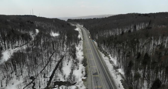 Yeşilin yeniden hâkim olduğu Bolu Dağı havadan görüntülendi